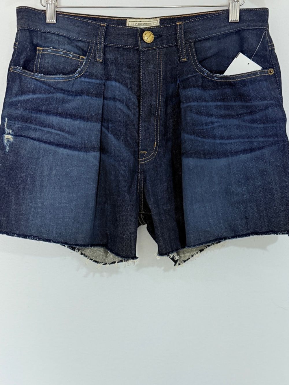 Current/Elliott Pleated Raw Hem Denim Shorts Distressed Dark Wash Sz 16 NWT - Picture 2 of 7